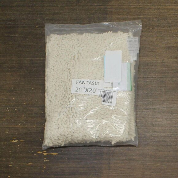 NWT Home Weavers Inc Fantasia Bath Toilet Contour Rug Ivory Off White 20" x 20" - Picture 2 of 4